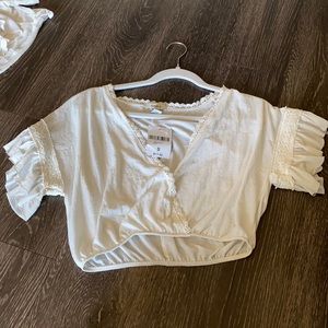 White crop top forever 21
